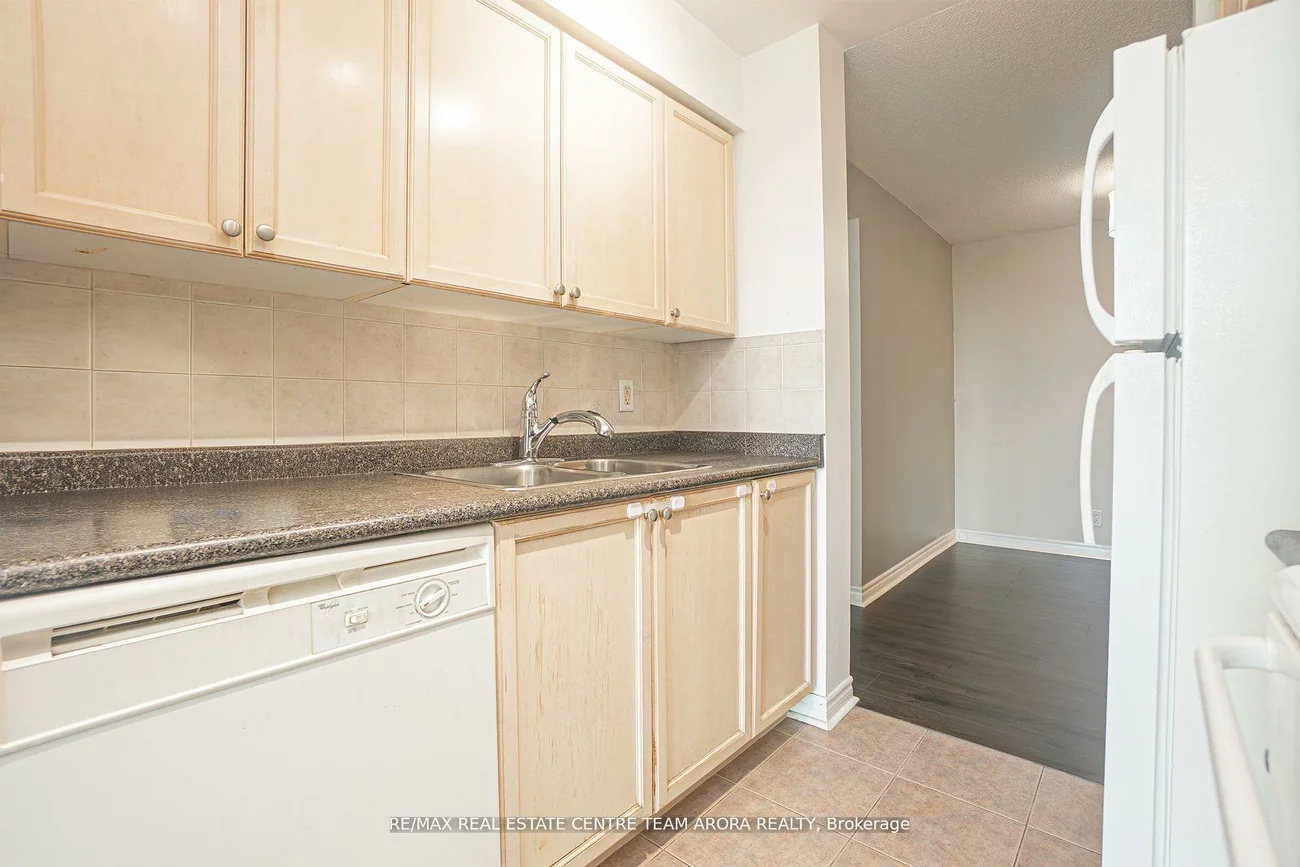 33, Elm, City Centre, Mississauga