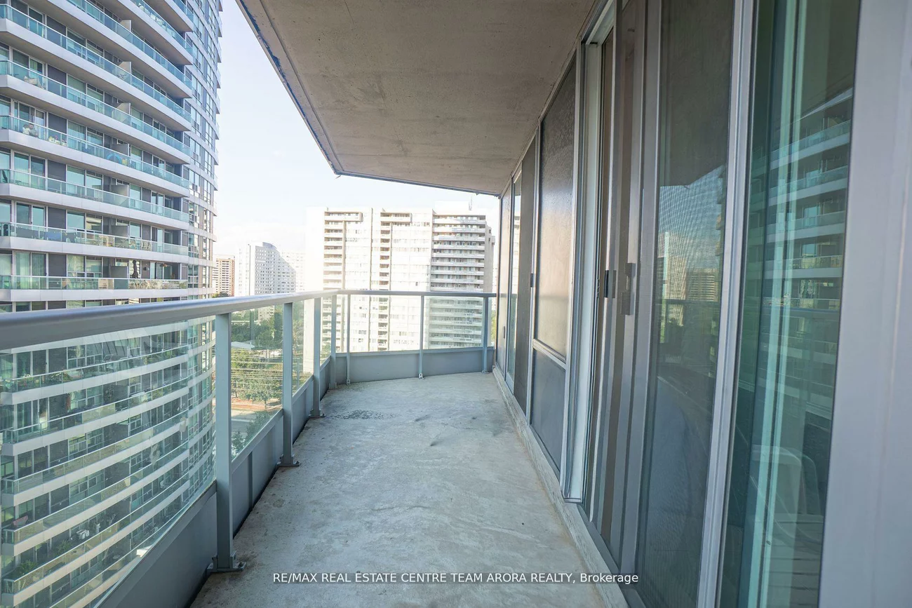 33, Elm, City Centre, Mississauga