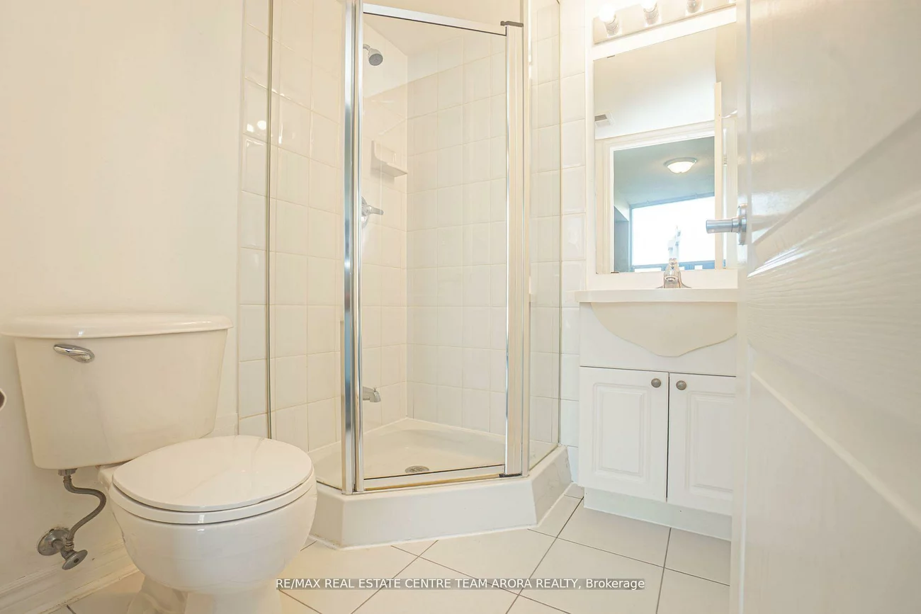 33, Elm, City Centre, Mississauga