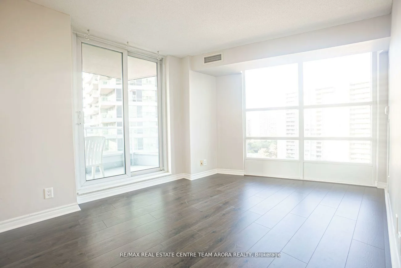 33, Elm, City Centre, Mississauga