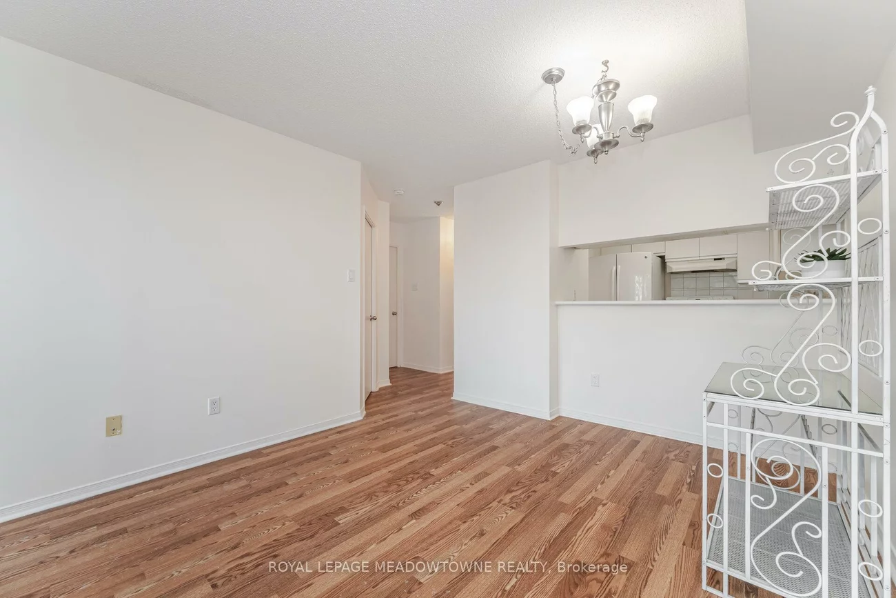 75, King, Cooksville, Mississauga