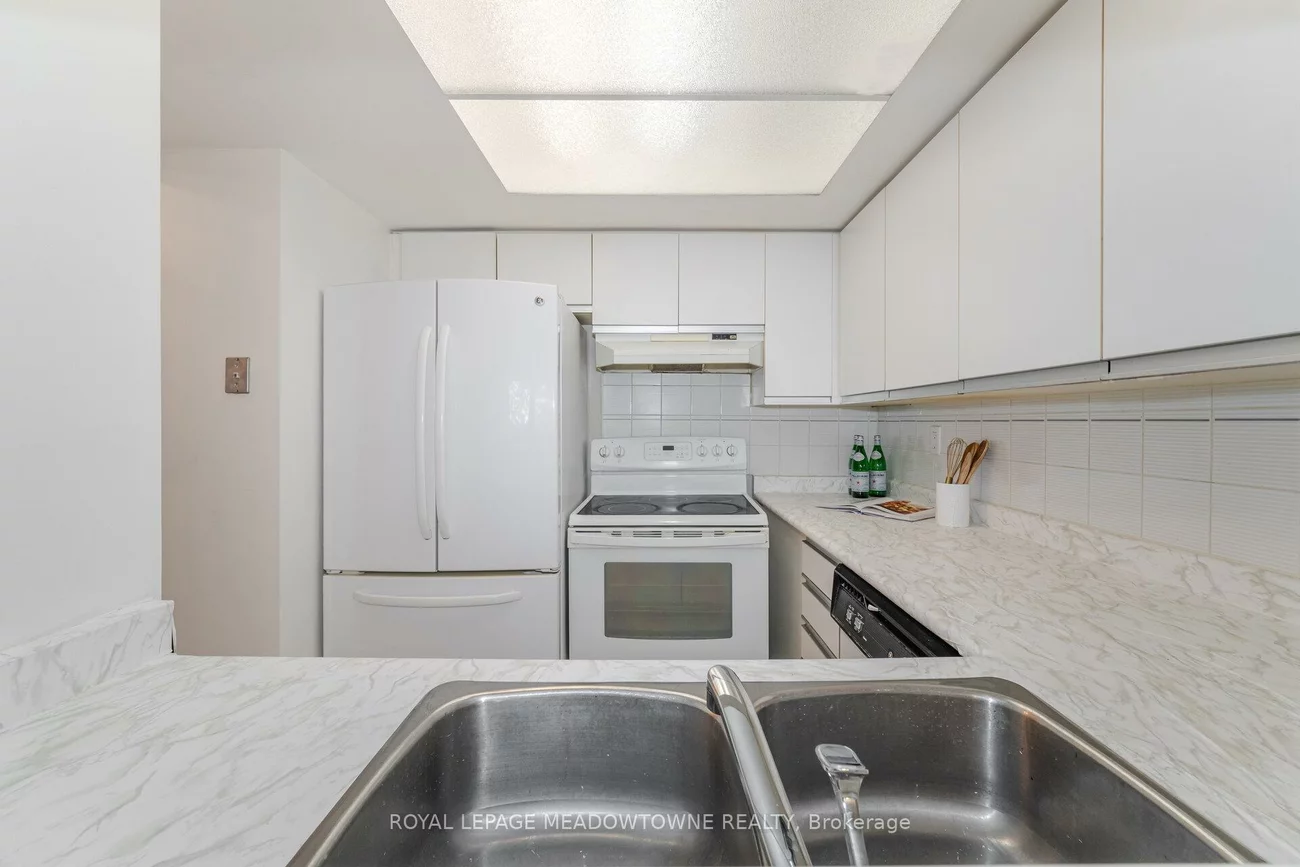 75, King, Cooksville, Mississauga