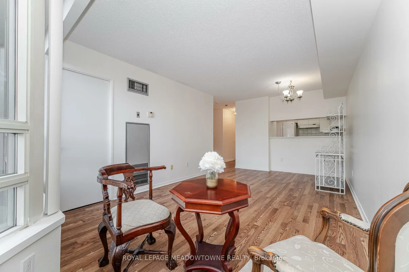 75, King, Cooksville, Mississauga