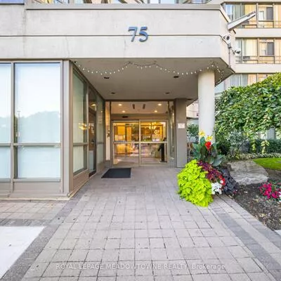 75, King, Cooksville, Mississauga