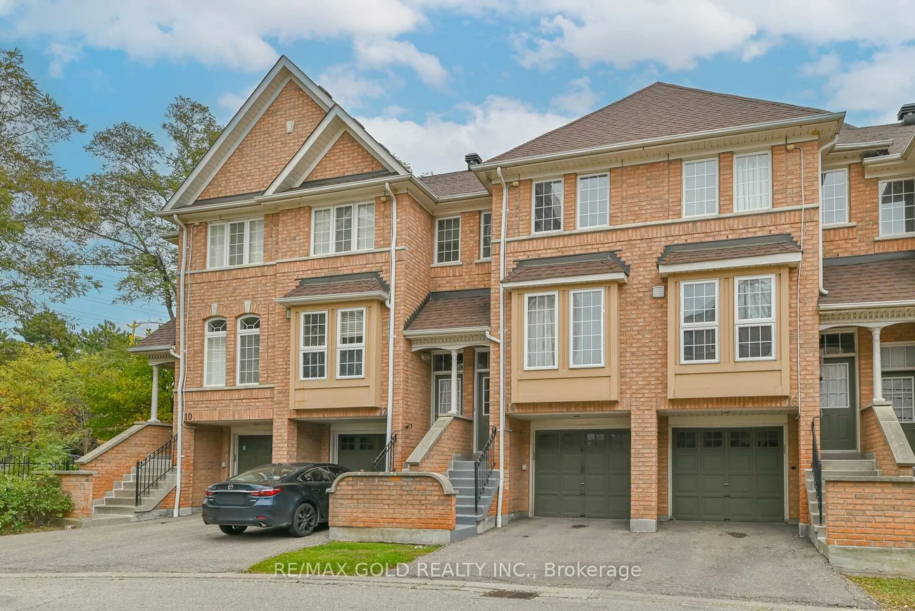 50, Strathaven, Hurontario, Mississauga