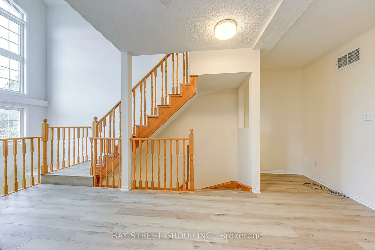 5260, Mcfarren, Central Erin Mills, Mississauga