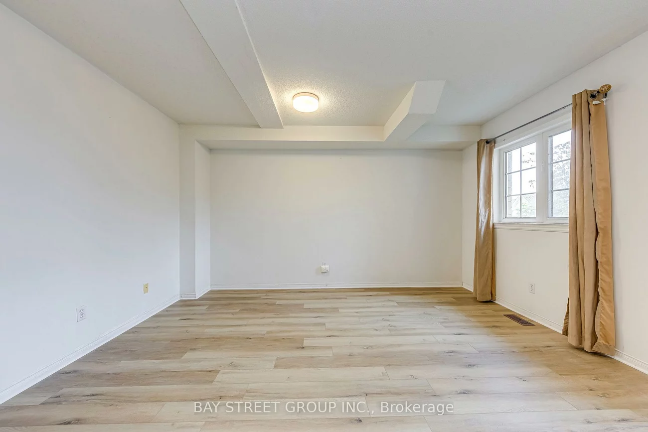 5260, Mcfarren, Central Erin Mills, Mississauga