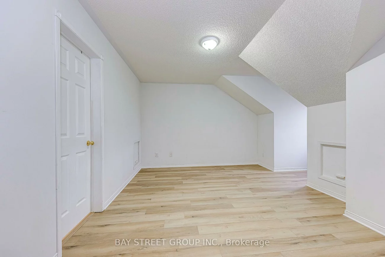 5260, Mcfarren, Central Erin Mills, Mississauga