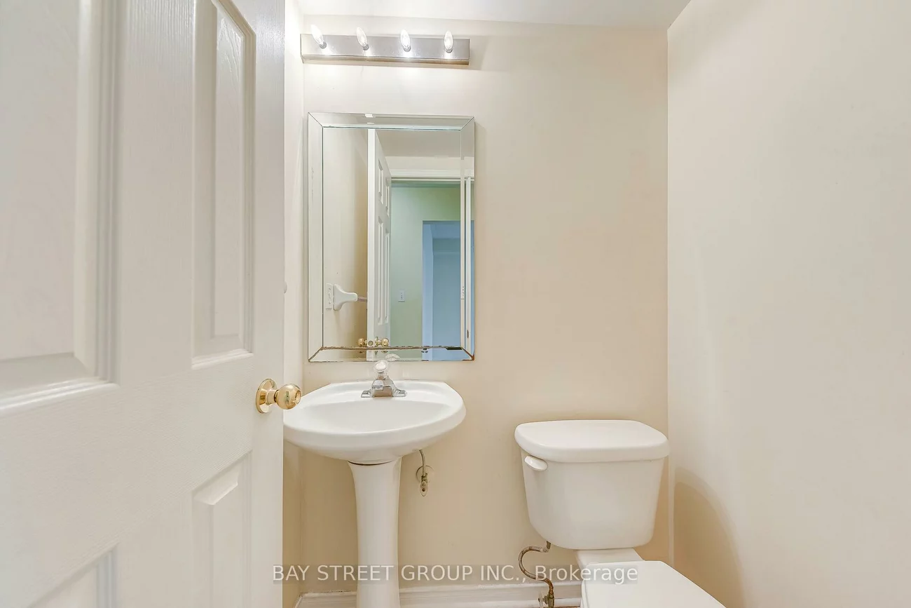 5260, Mcfarren, Central Erin Mills, Mississauga