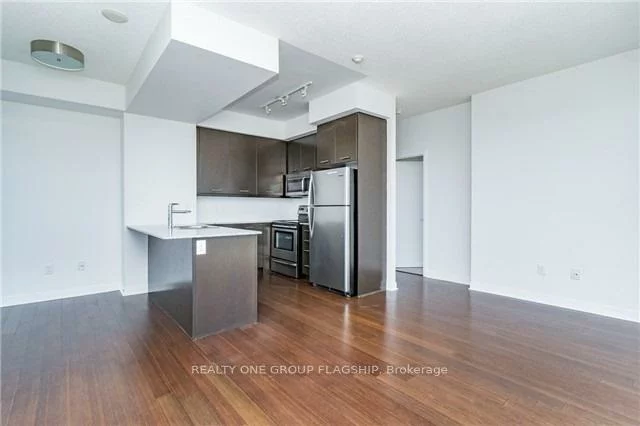 360, Square One, City Centre, Mississauga