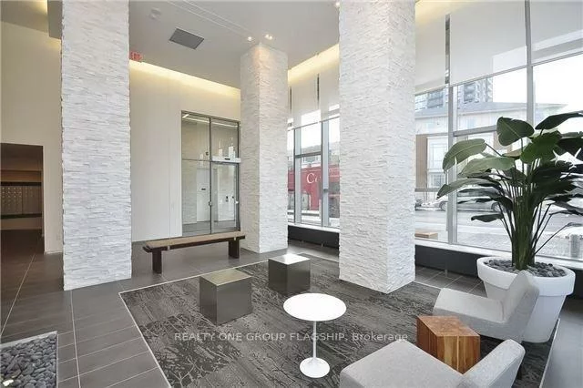 360, Square One, City Centre, Mississauga