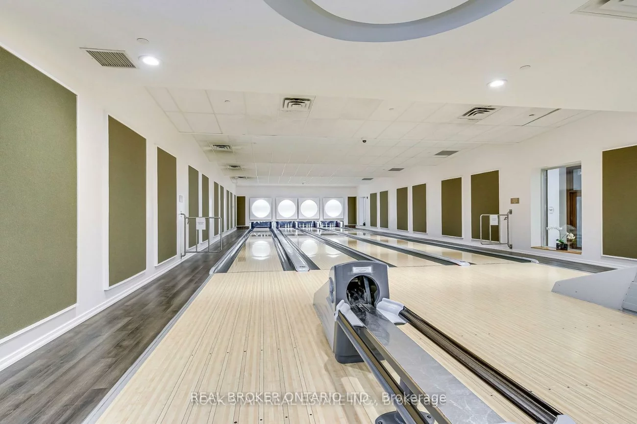 3880, Duke Of York, City Centre, Mississauga