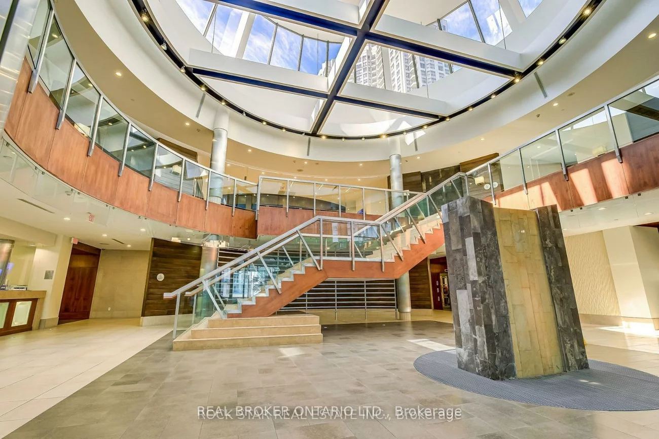 3880, Duke Of York, City Centre, Mississauga