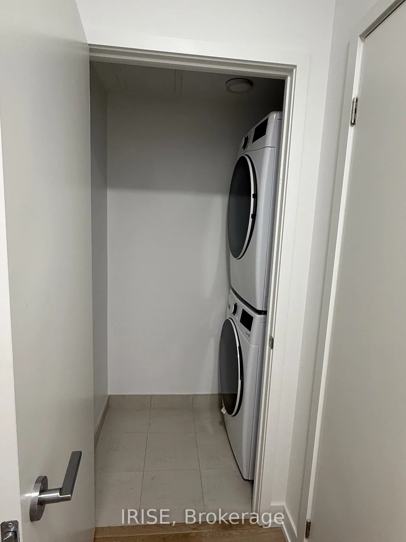 395, Square One, City Centre, Mississauga