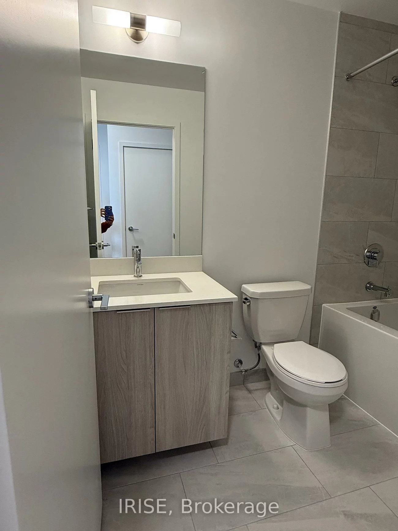 395, Square One, City Centre, Mississauga