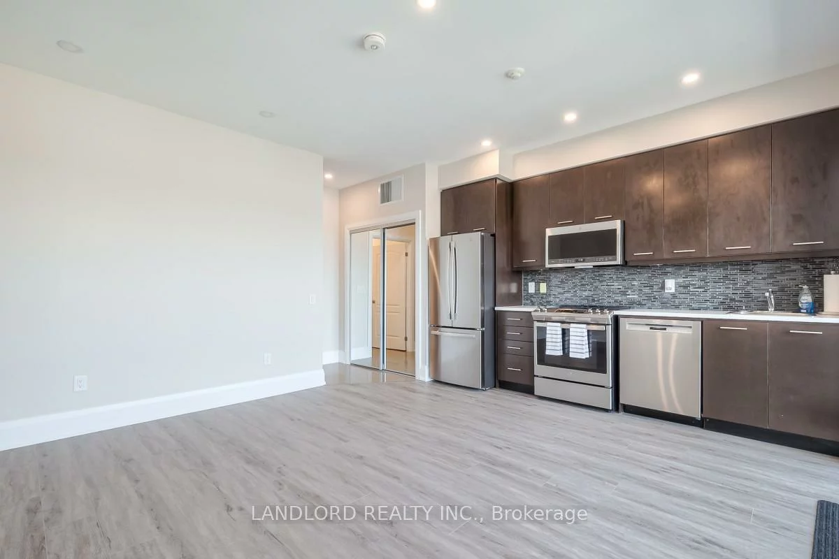 360, Square One, City Centre, Mississauga