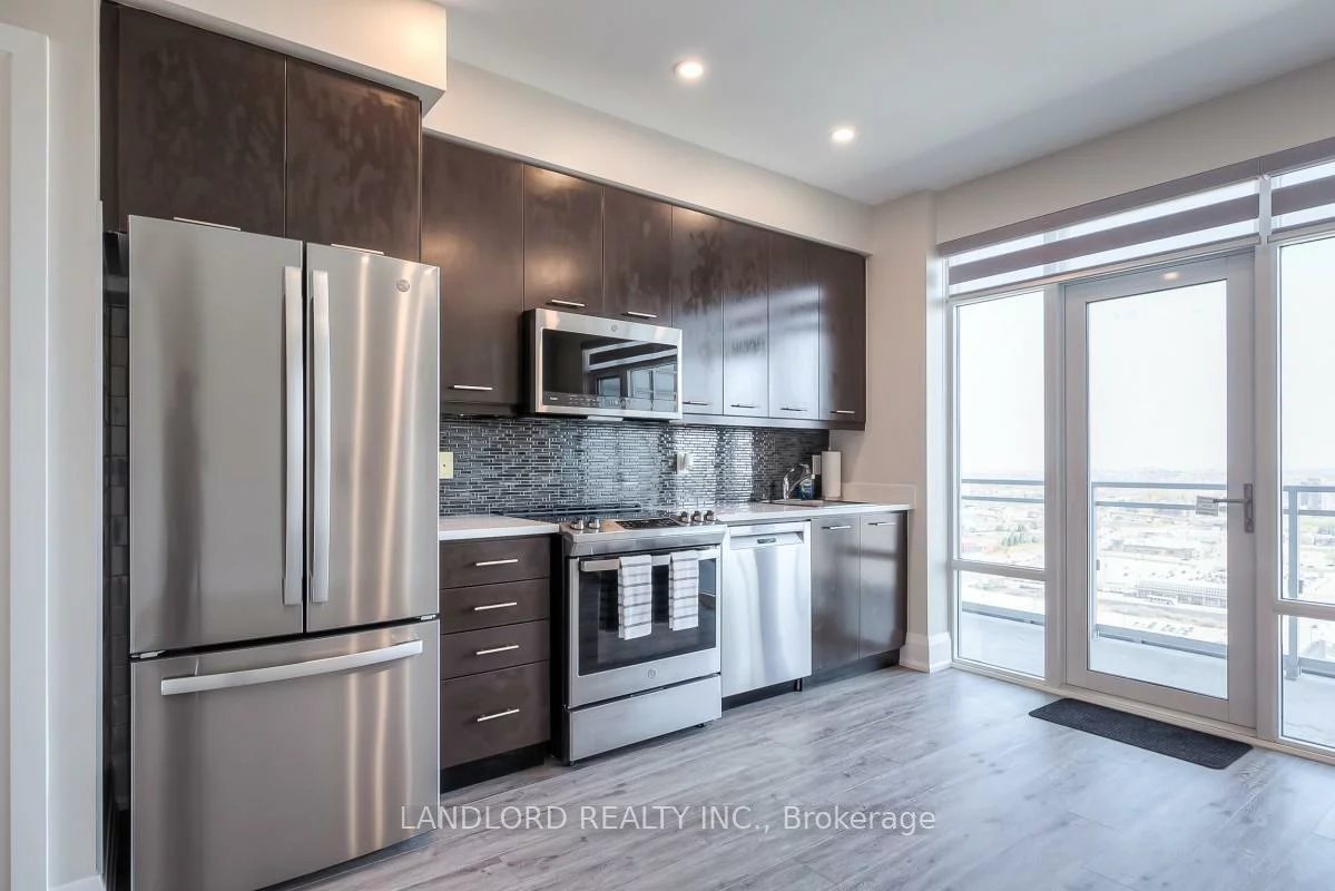 360, Square One, City Centre, Mississauga