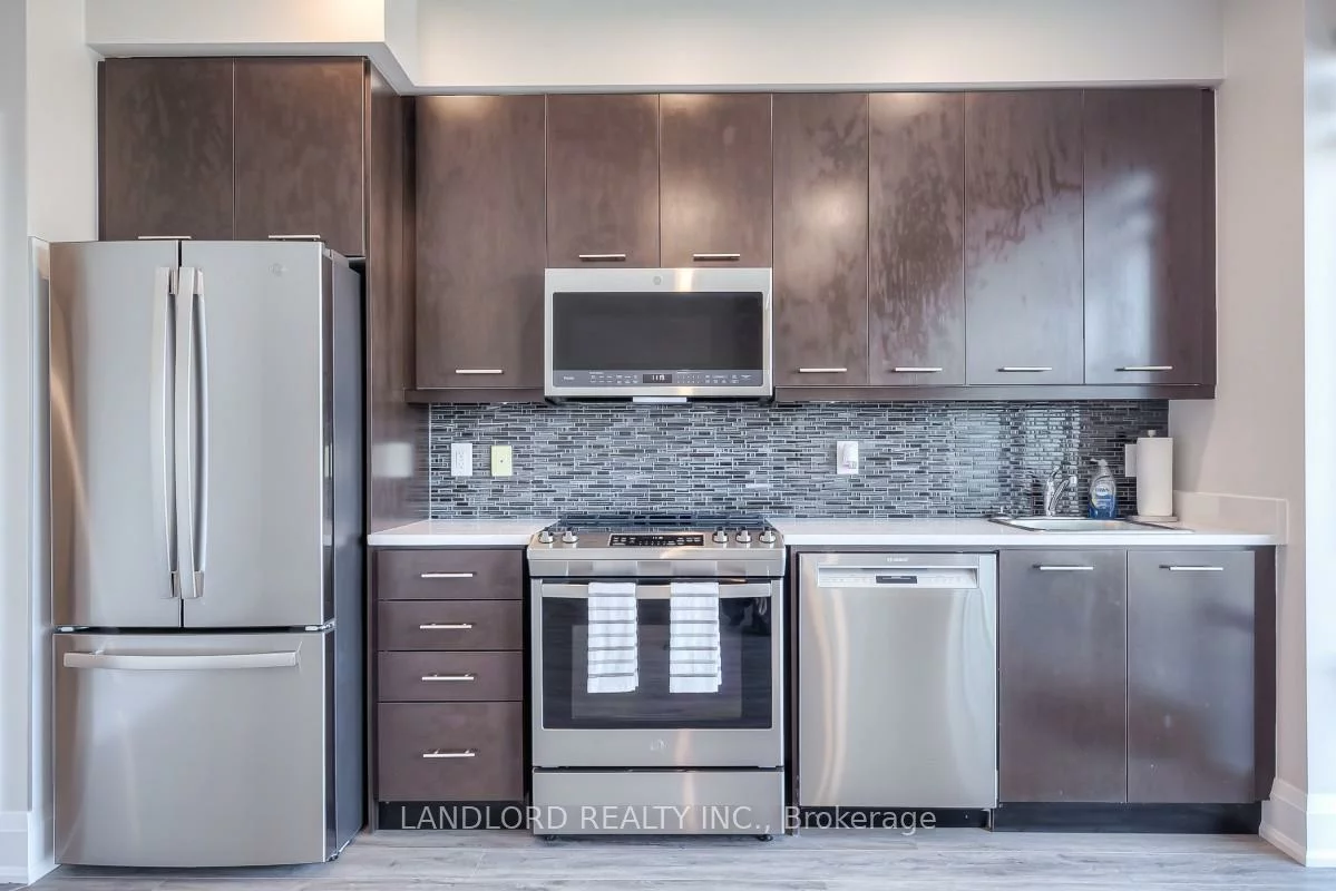 360, Square One, City Centre, Mississauga