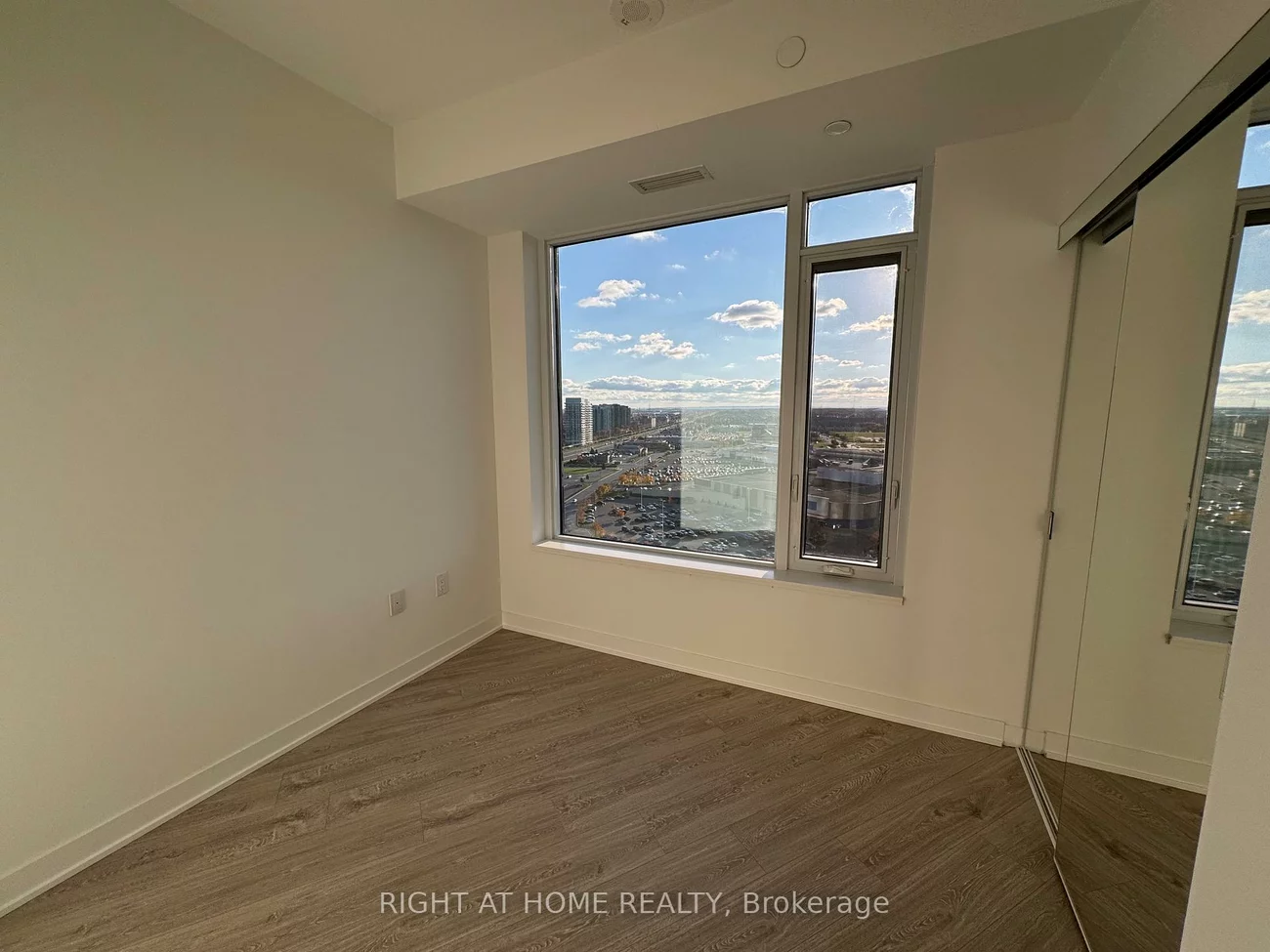 2495, Eglinton, Central Erin Mills, Mississauga