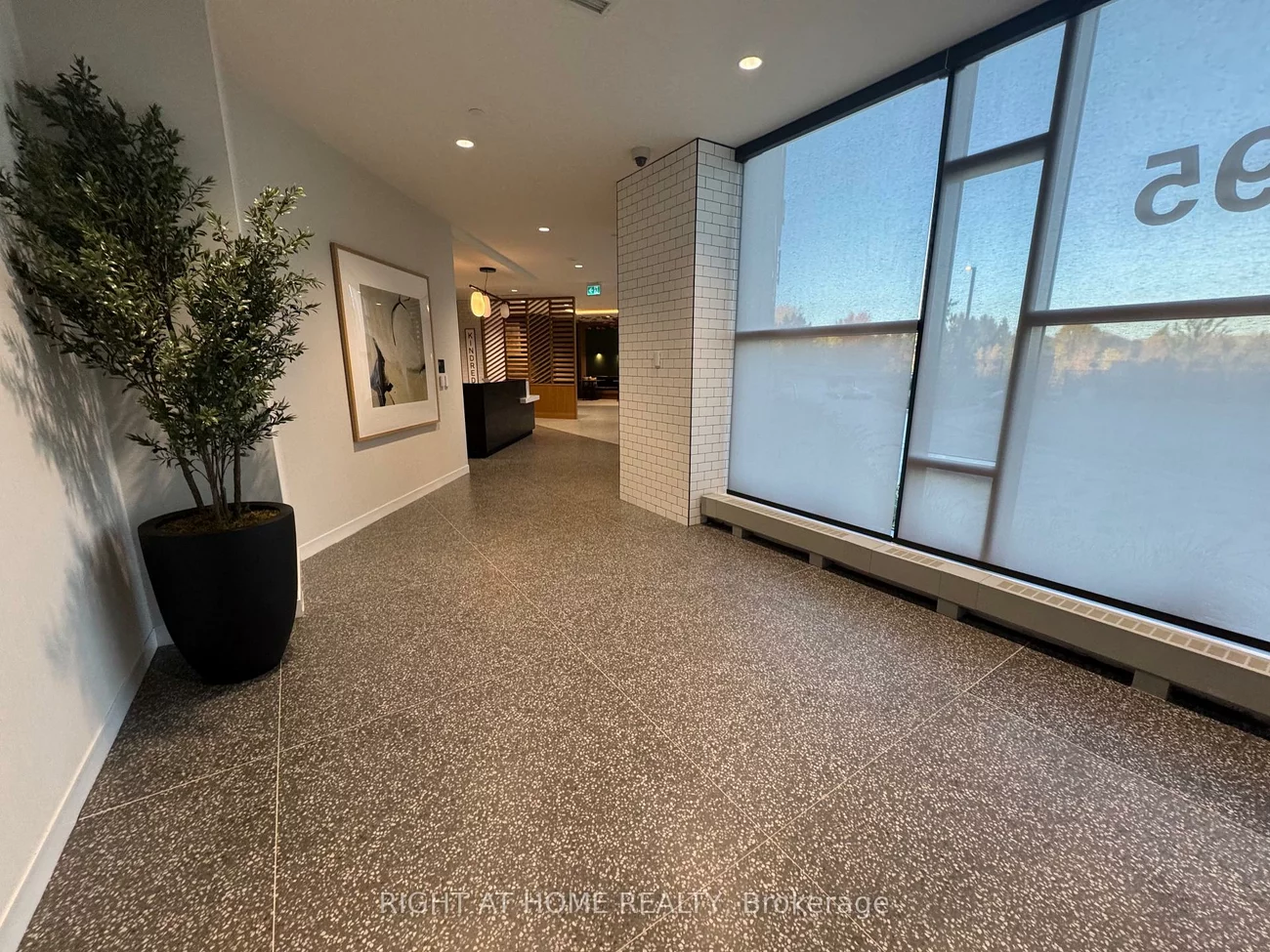 2495, Eglinton, Central Erin Mills, Mississauga