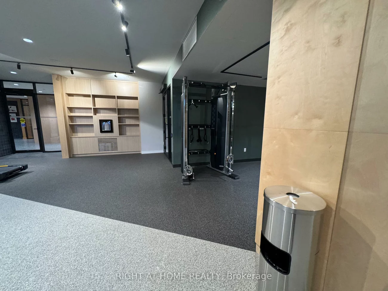 2495, Eglinton, Central Erin Mills, Mississauga