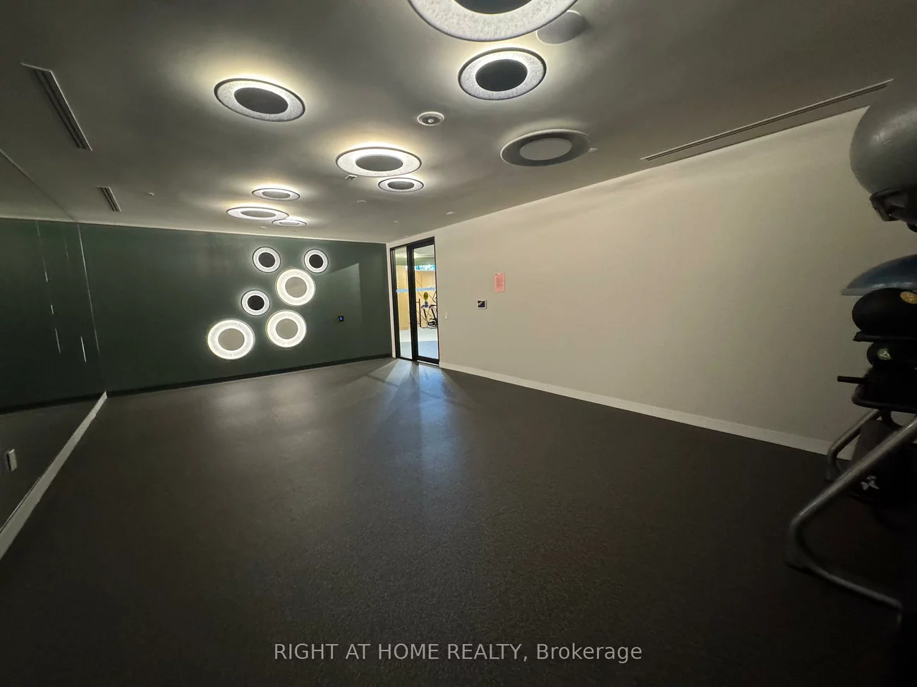 2495, Eglinton, Central Erin Mills, Mississauga