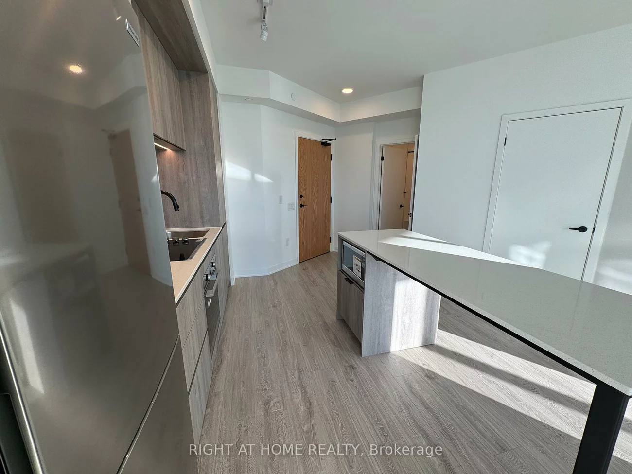 2495, Eglinton, Central Erin Mills, Mississauga