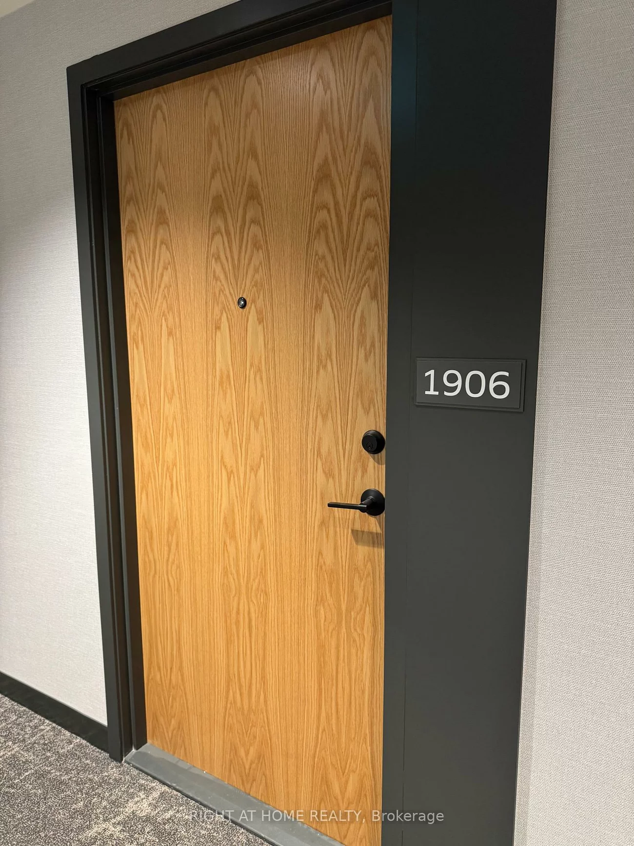 2495, Eglinton, Central Erin Mills, Mississauga