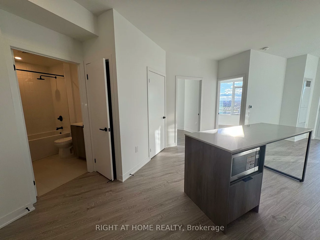 2495, Eglinton, Central Erin Mills, Mississauga