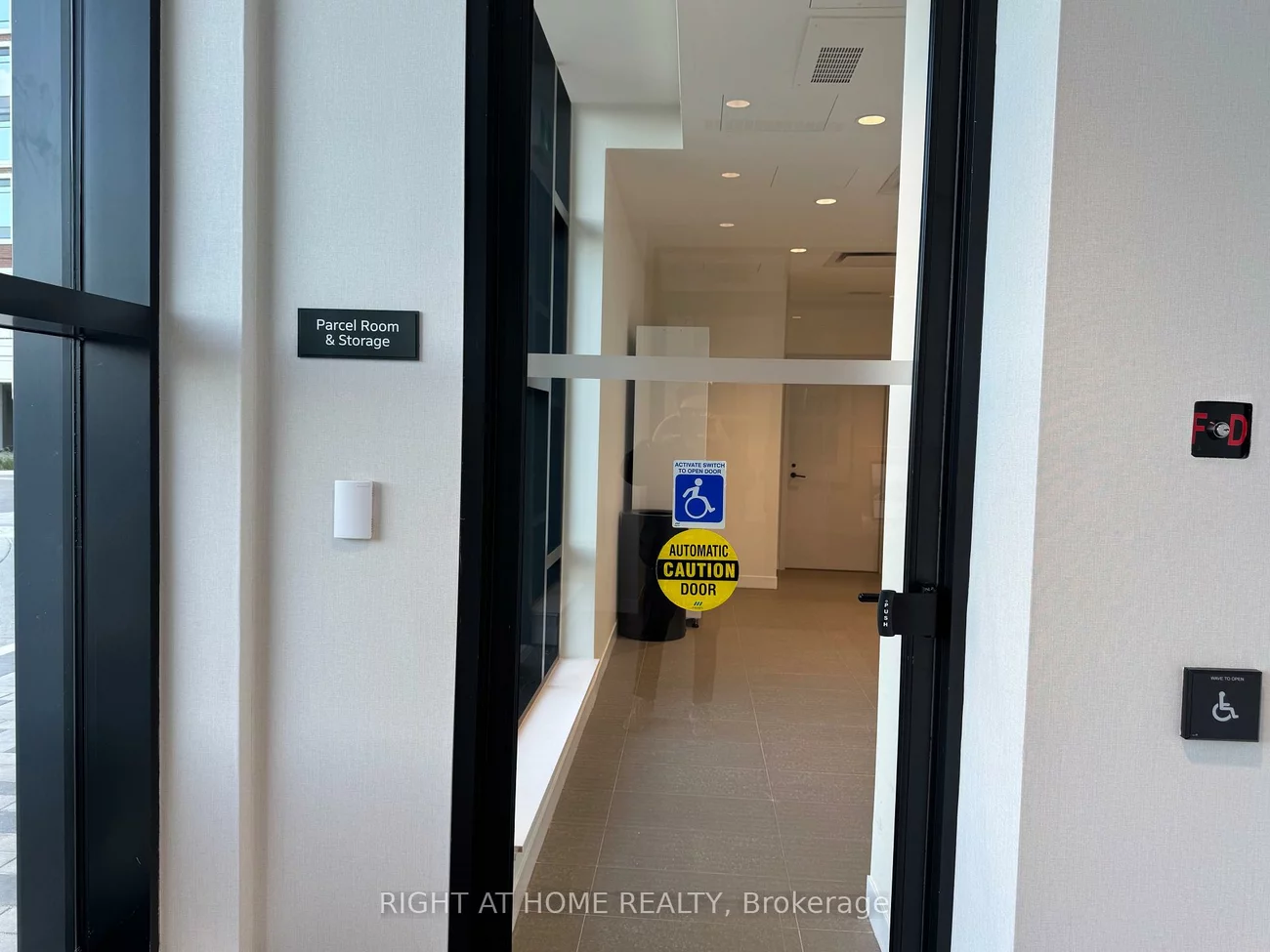 2495, Eglinton, Central Erin Mills, Mississauga