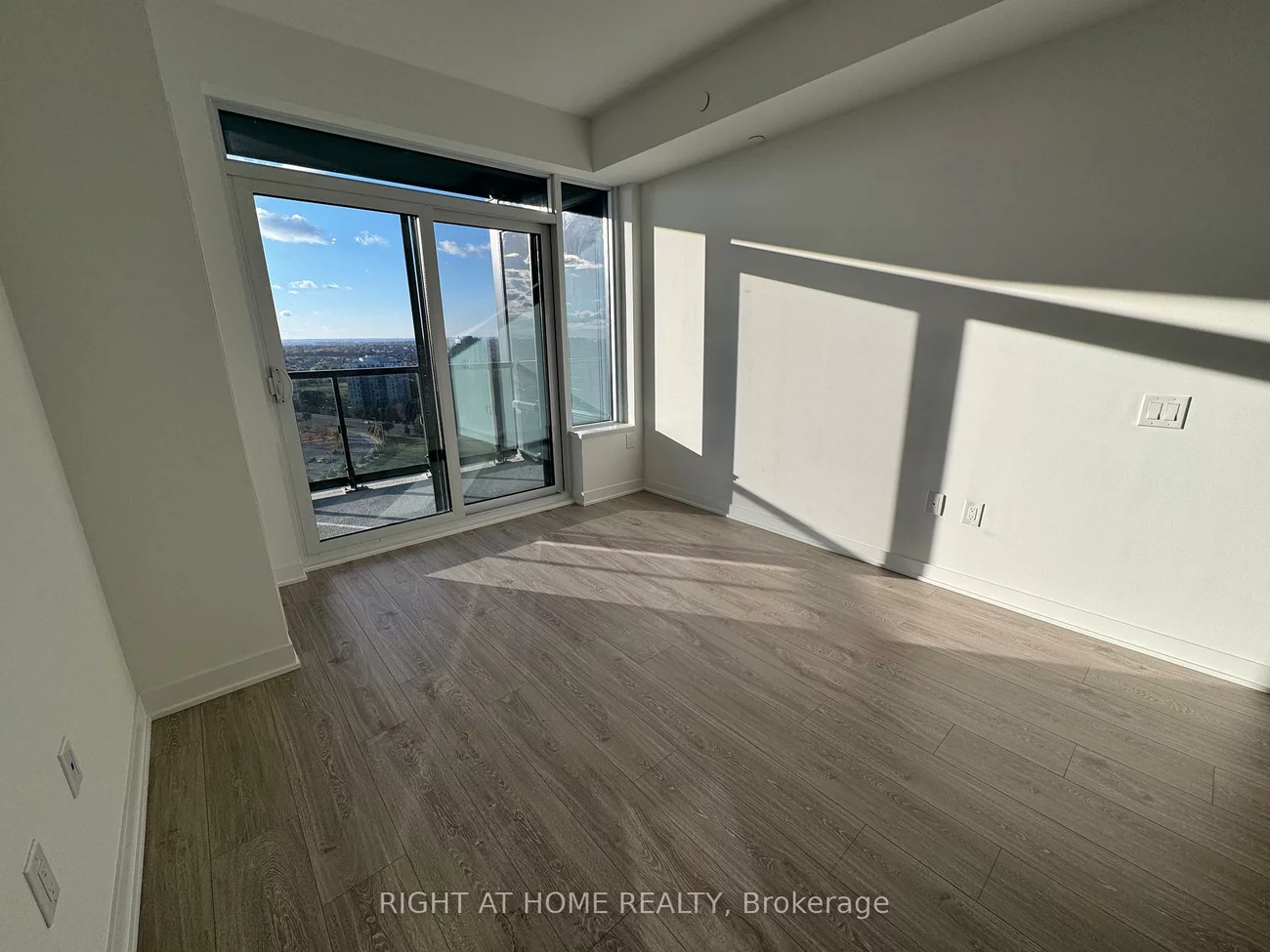 2495, Eglinton, Central Erin Mills, Mississauga