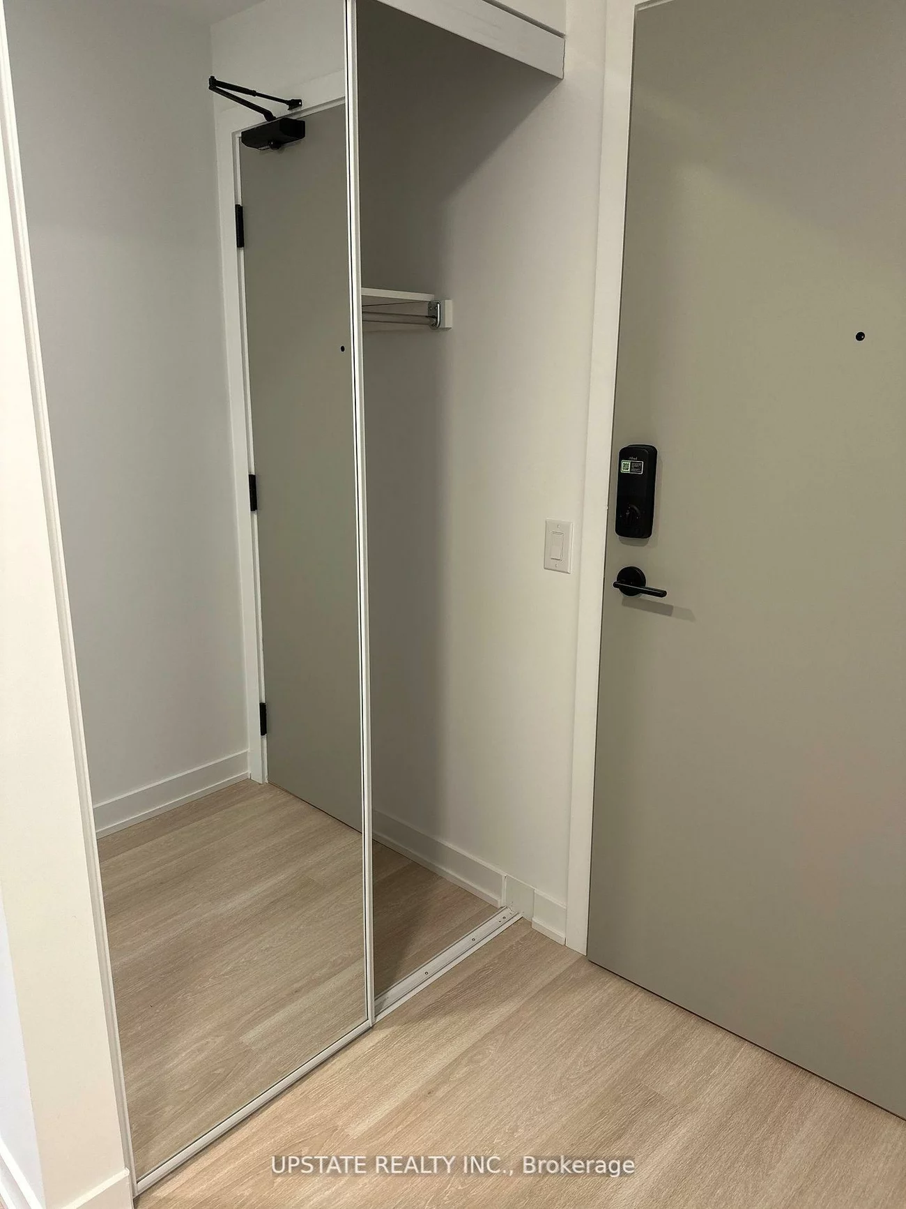 5105, Hurontario, Hurontario, Mississauga