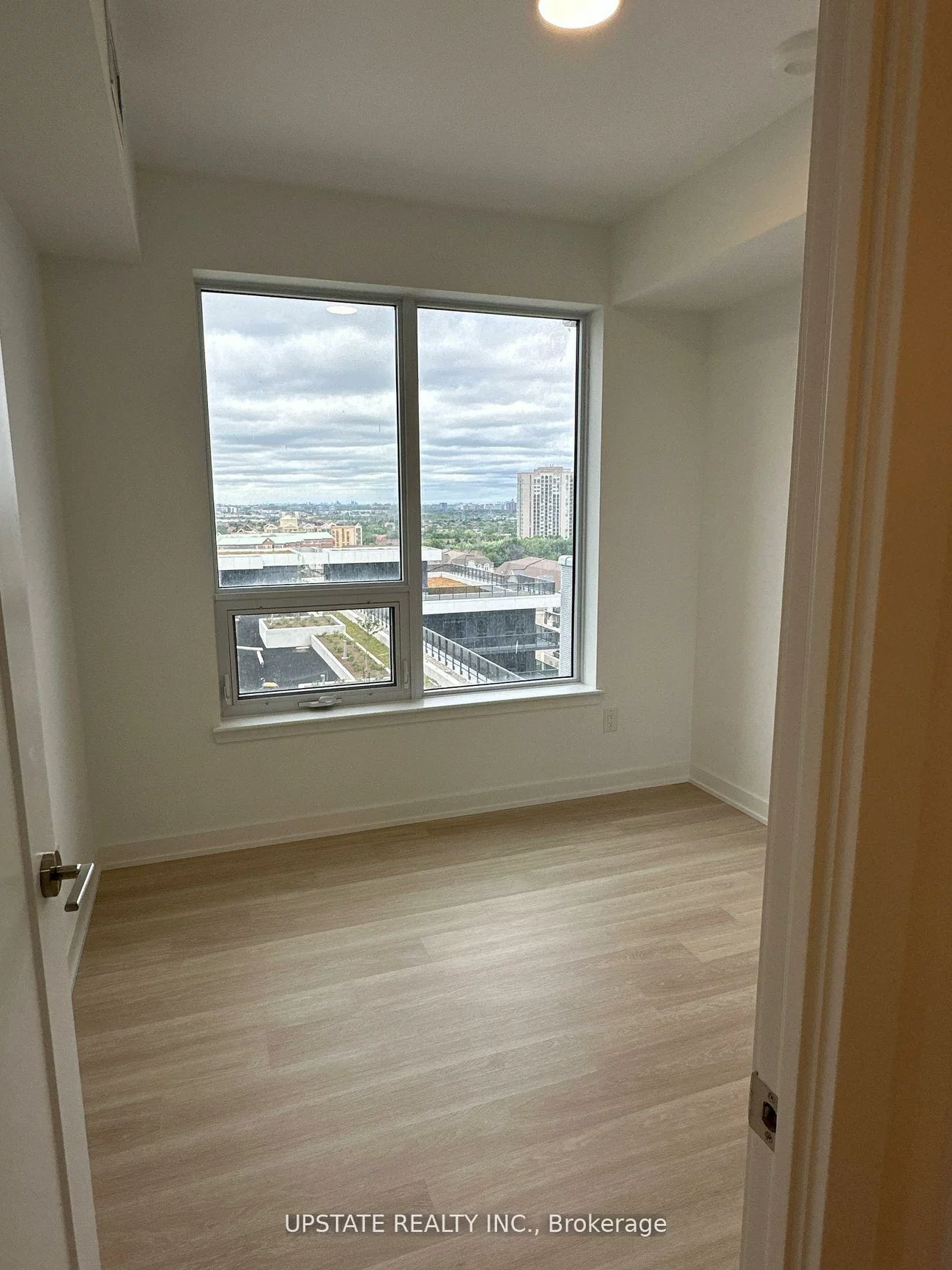 5105, Hurontario, Hurontario, Mississauga