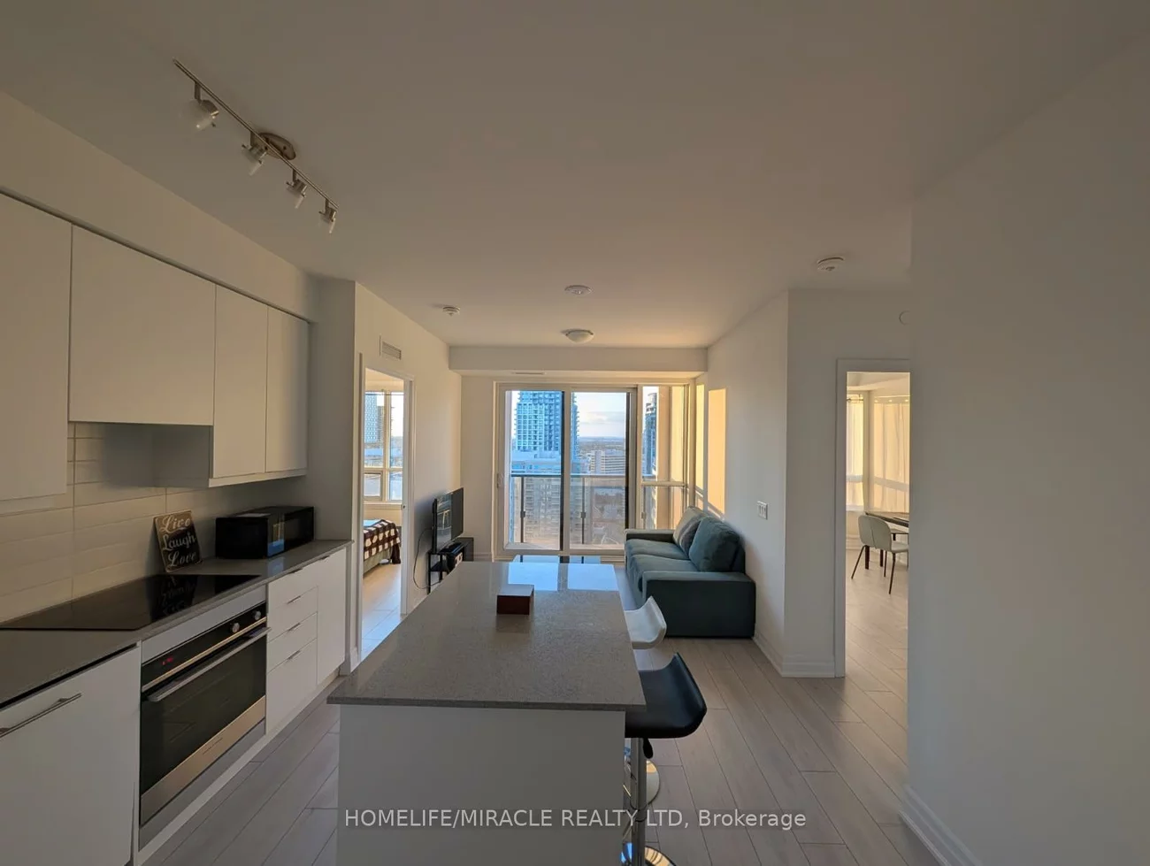 30, Elm, Fairview, Mississauga