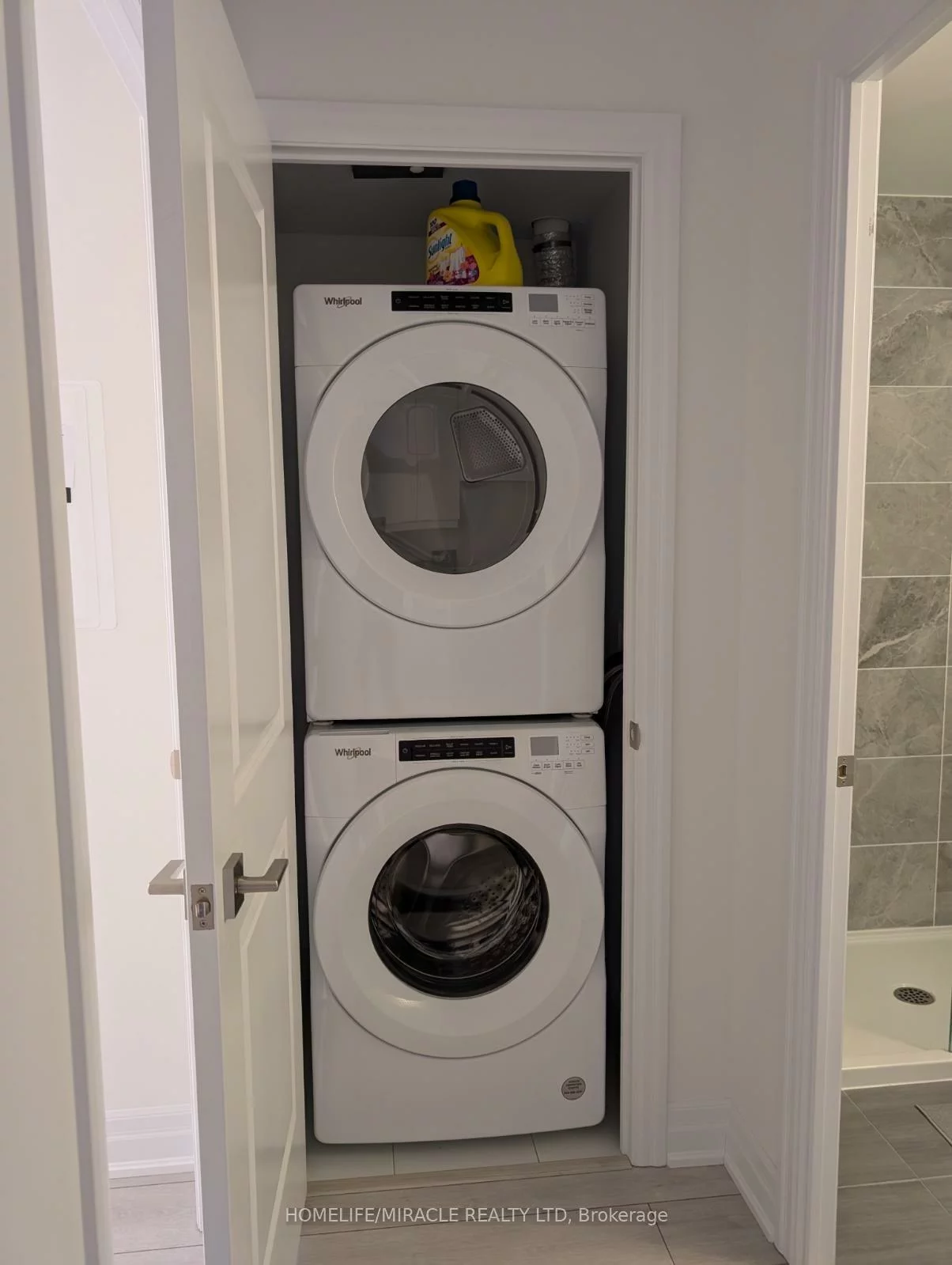 30, Elm, Fairview, Mississauga