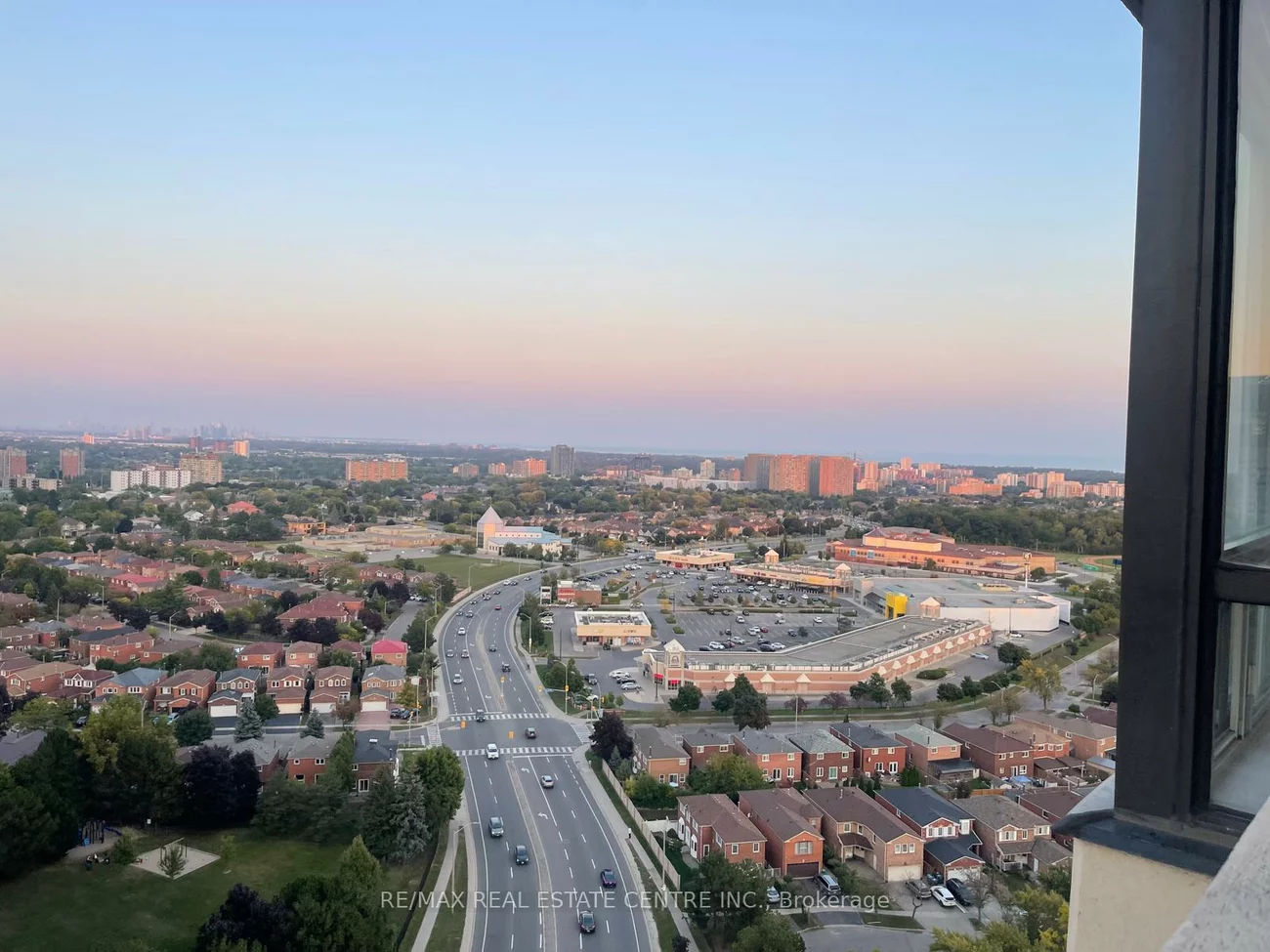 400, Webb, City Centre, Mississauga