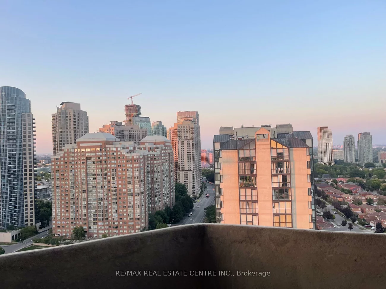 400, Webb, City Centre, Mississauga