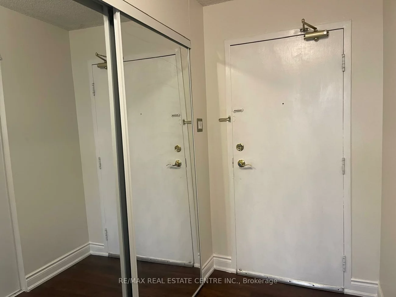 400, Webb, City Centre, Mississauga