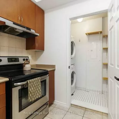 3075, Thomas, Churchill Meadows, Mississauga