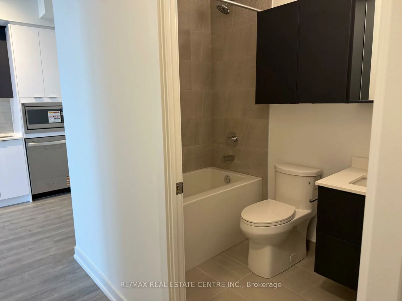 5105, Hurontario, Hurontario, Mississauga