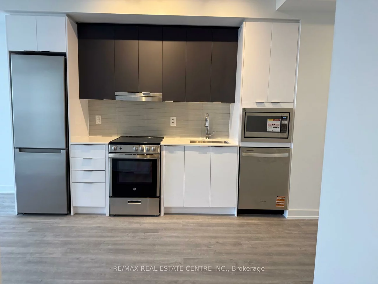 5105, Hurontario, Hurontario, Mississauga