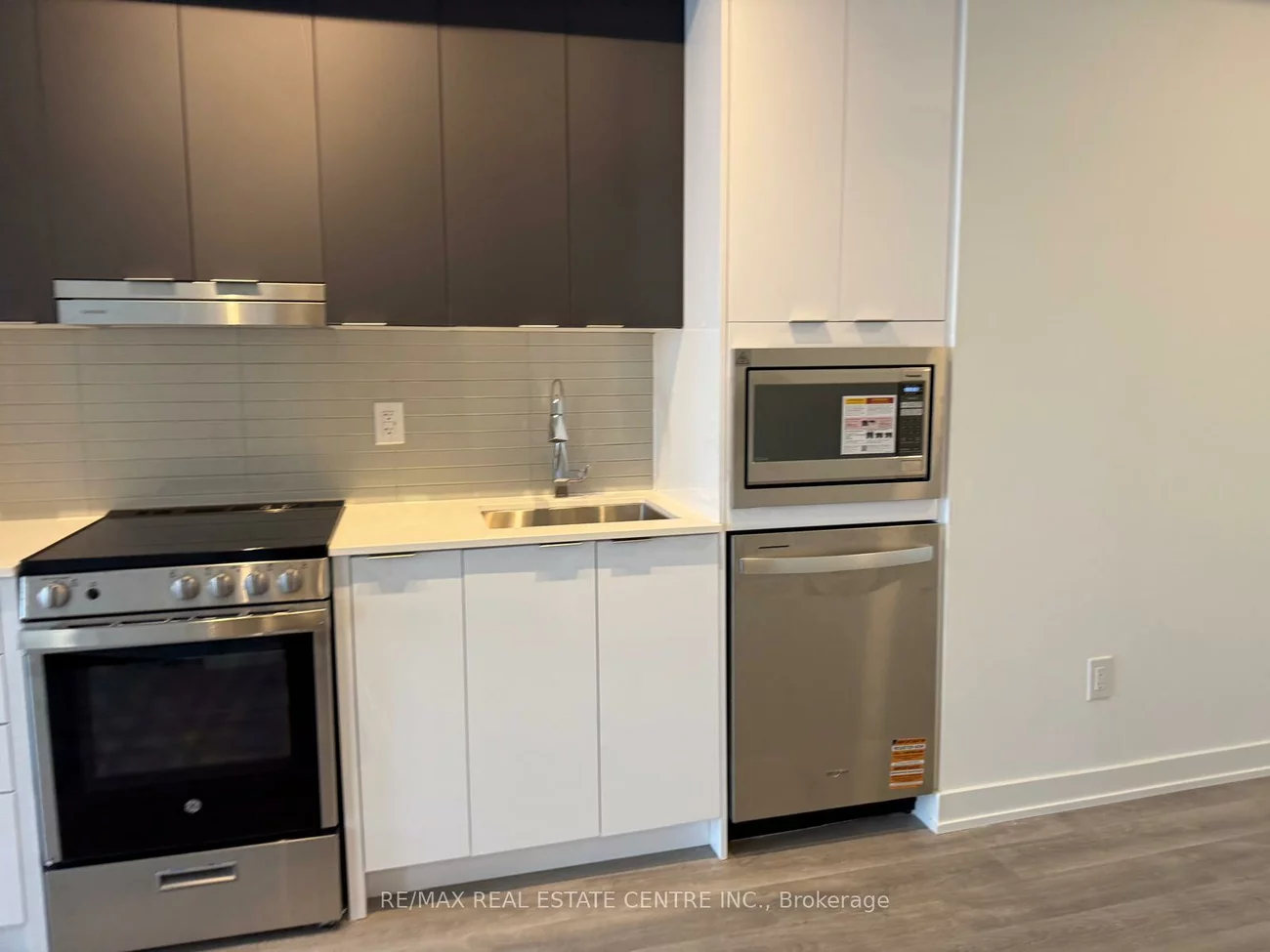 5105, Hurontario, Hurontario, Mississauga