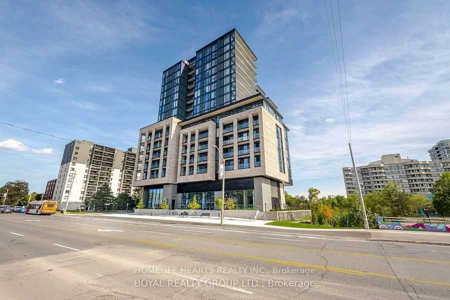 86, Dundas, Cooksville, Mississauga