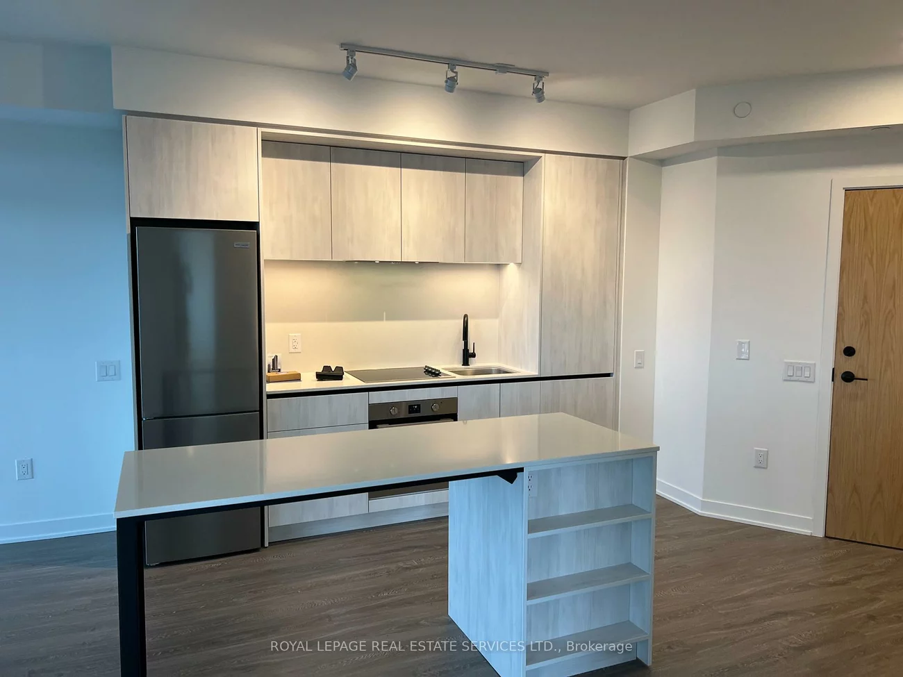 2495, Eglinton, Central Erin Mills, Mississauga