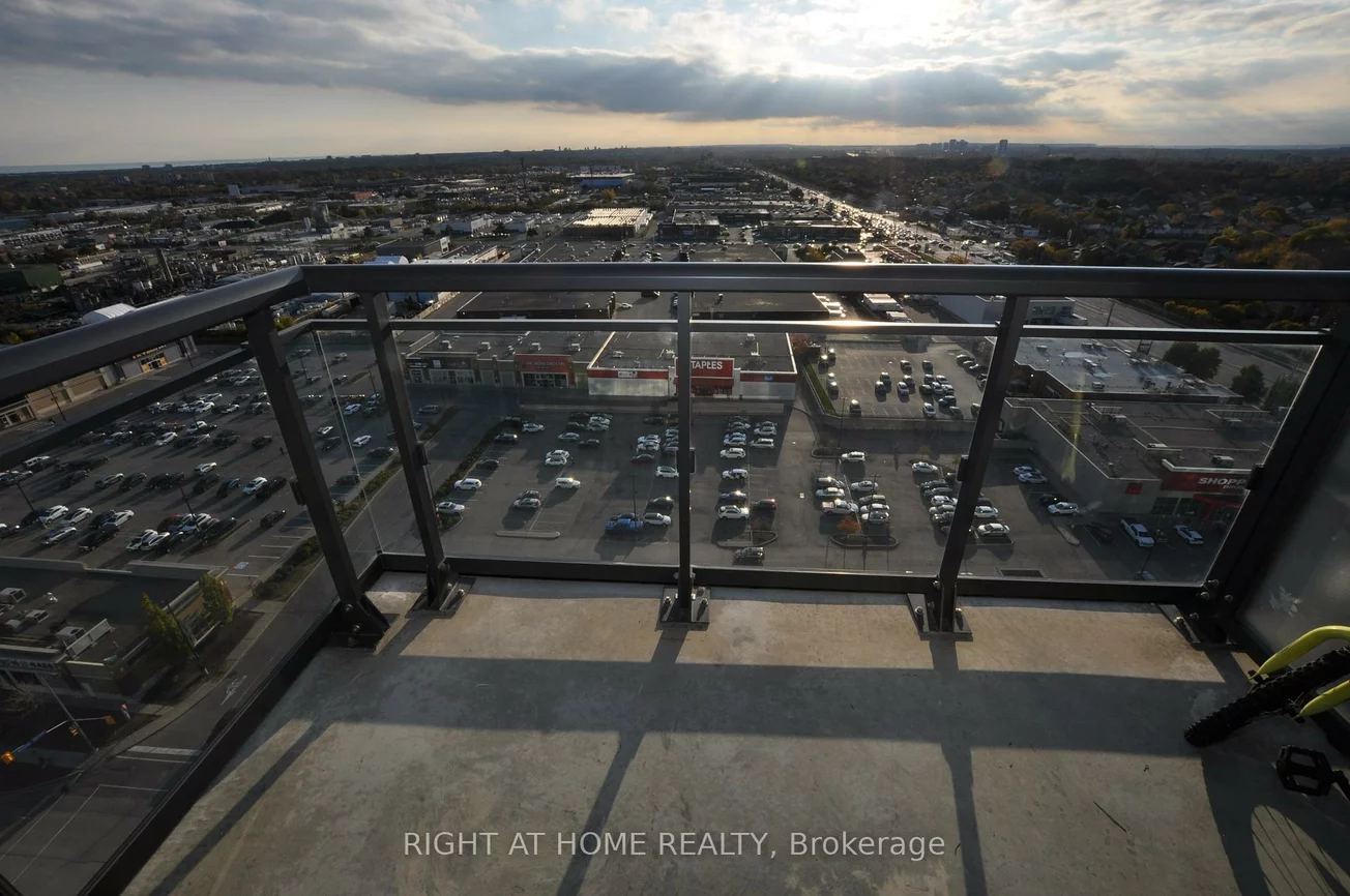 3975, Grand Park, City Centre, Mississauga