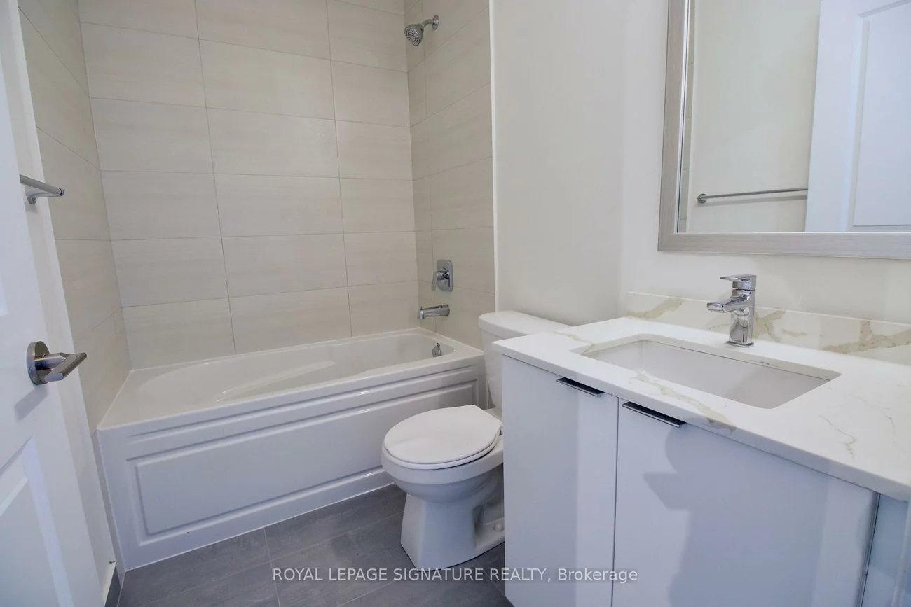 15, Watergarden, Hurontario, Mississauga