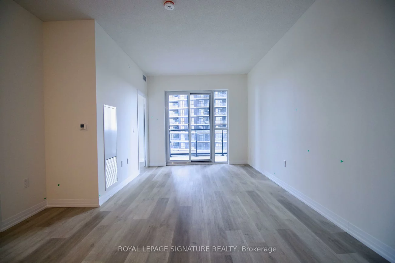 15, Watergarden, Hurontario, Mississauga