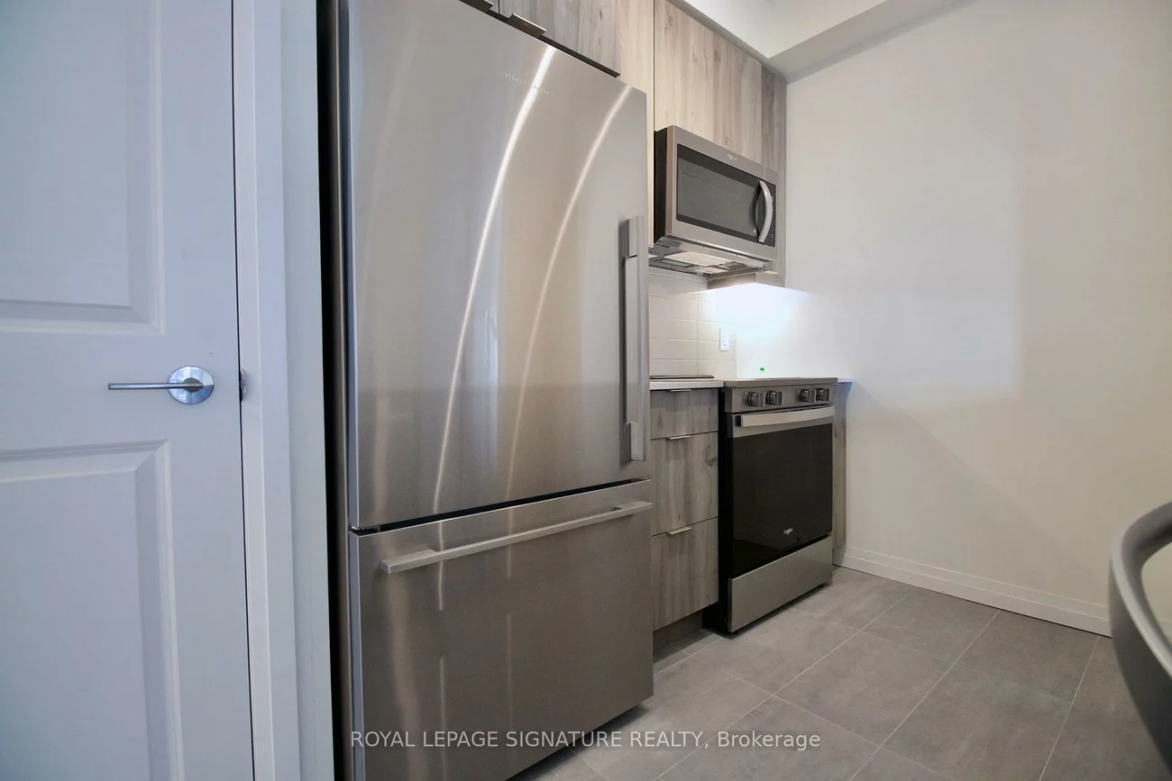 15, Watergarden, Hurontario, Mississauga