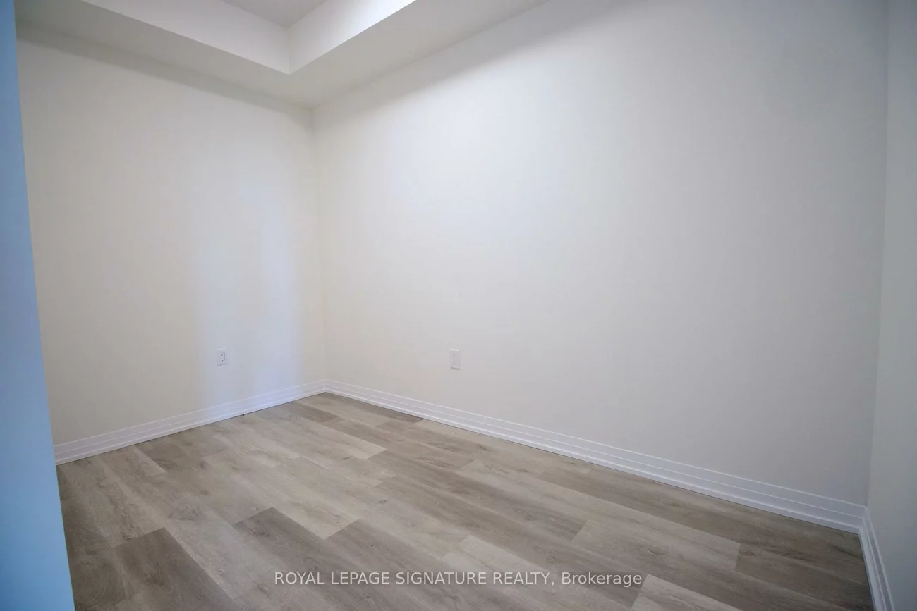 15, Watergarden, Hurontario, Mississauga