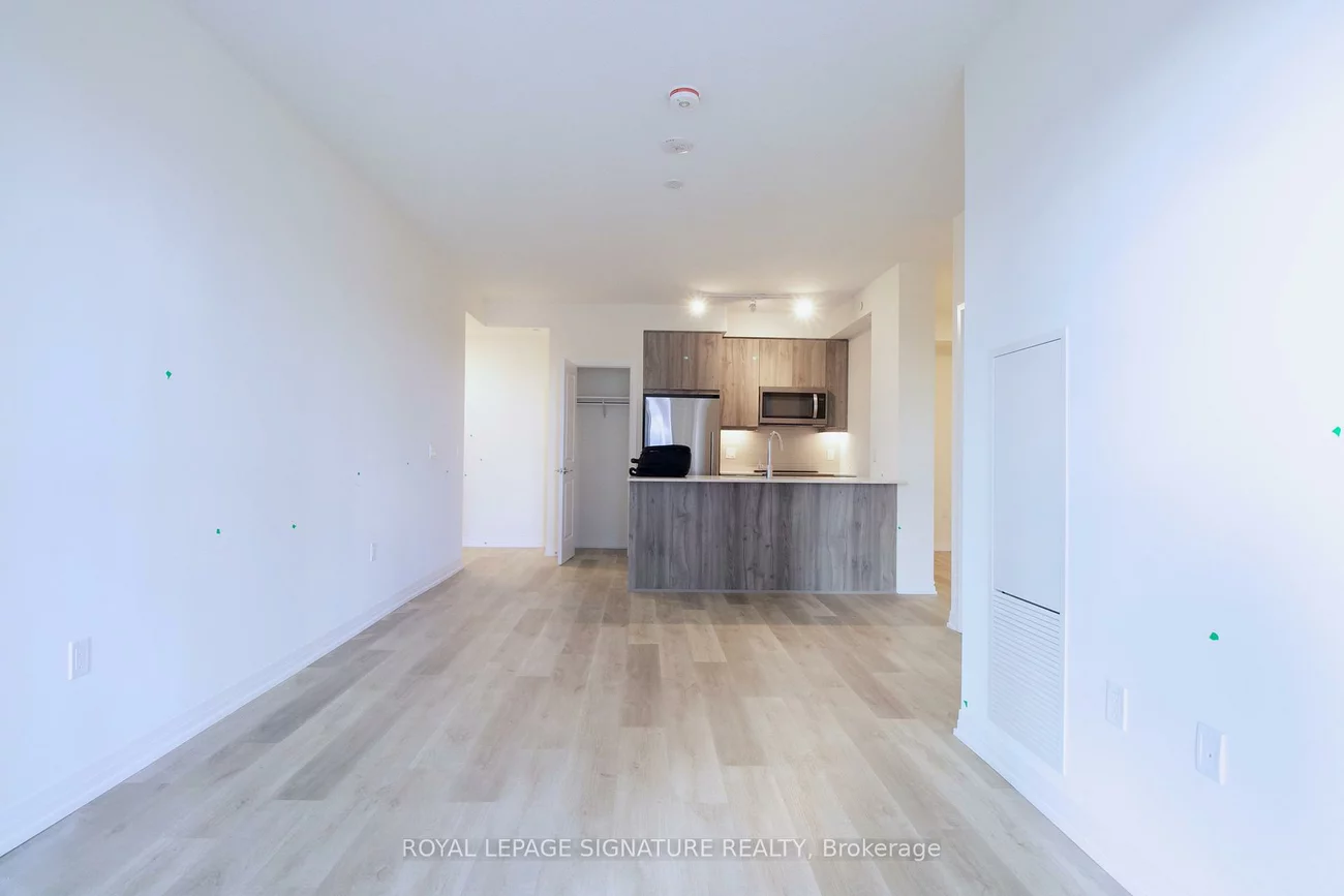 15, Watergarden, Hurontario, Mississauga